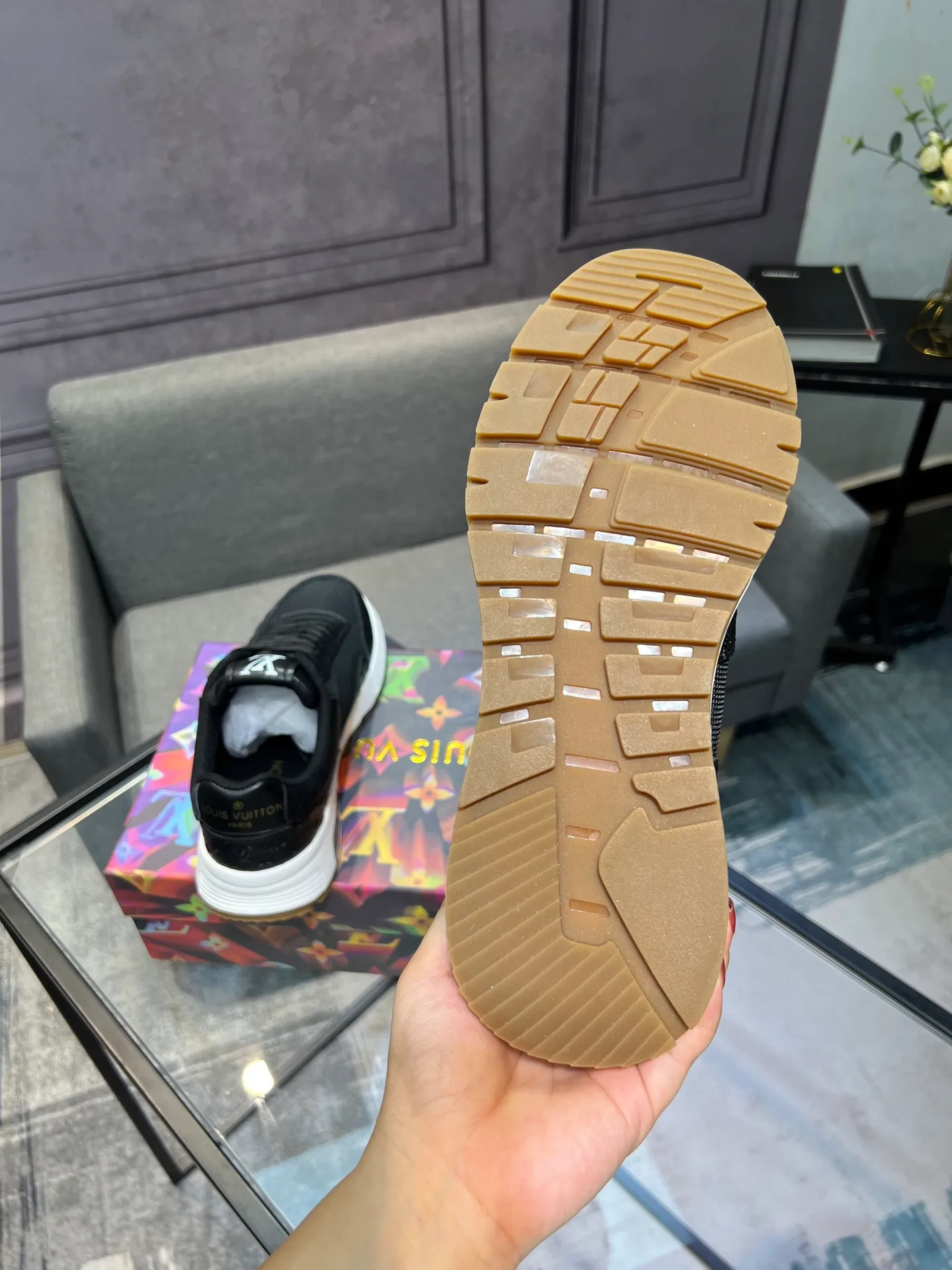 Men's shoes 💰460 "LV" The latest men's casual shoes, genuine leather lining, rubber wear-resistant outsole, fine lines and beautiful strips, not too much decoration, European and American style, comfortable and high-grade, optional, size number: 38 to 44 45 can be customized